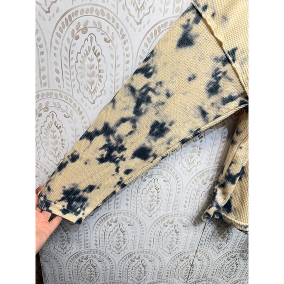 CELLABIE Waffle Knit Hoodie Womens 2XL Yellow Tie Dye Thermal Pullover Top - Picture 6 of 7